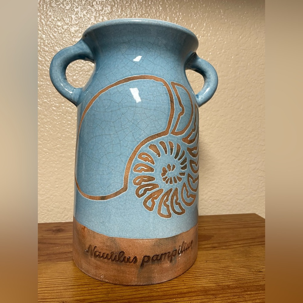 Nautilus Pampilius, Double Handles Large Vase  Aqua,Blue color